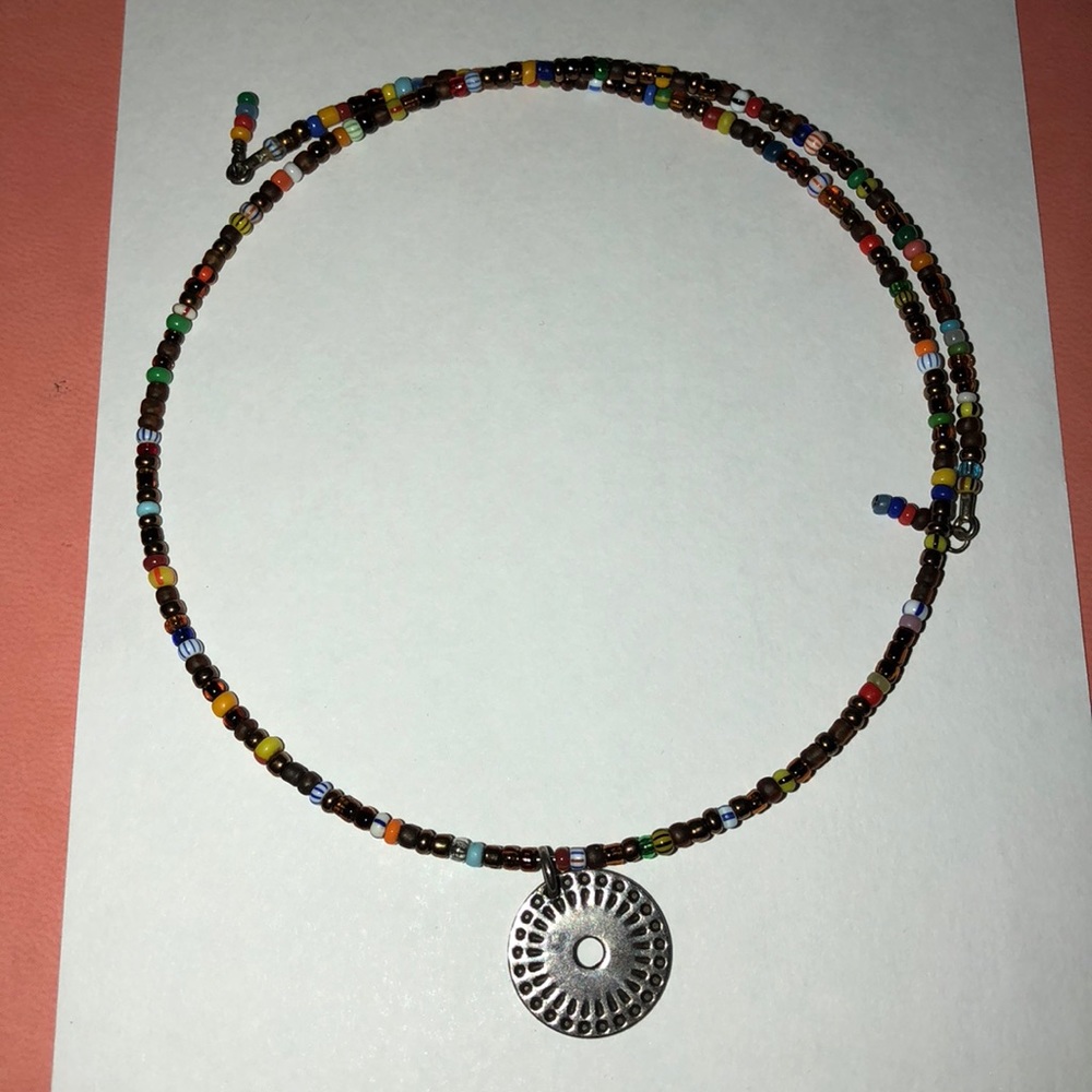 Necklace// fashionable choker